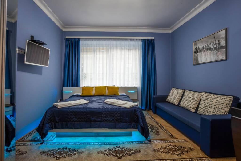 Luxury Air-Conditioned Family Apartment Spitalska Old Town Братислава Екстер'єр фото