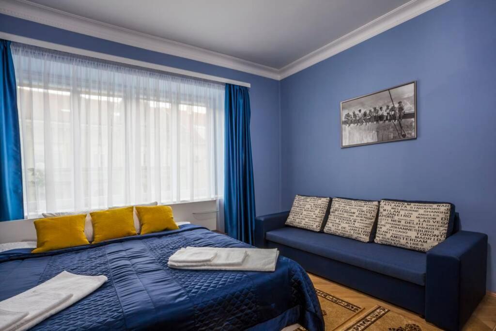 Luxury Air-Conditioned Family Apartment Spitalska Old Town Братислава Екстер'єр фото