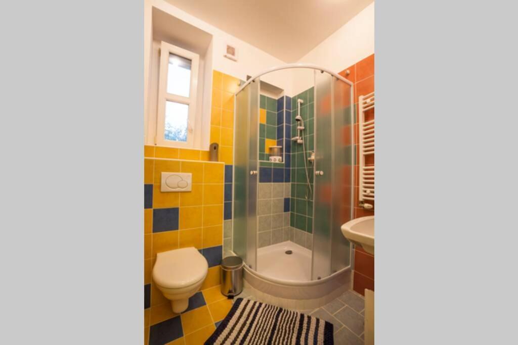 Luxury Air-Conditioned Family Apartment Spitalska Old Town Братислава Екстер'єр фото